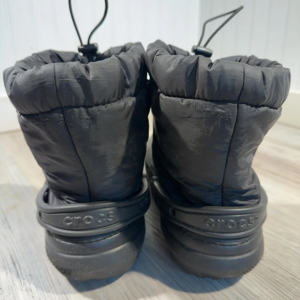 Crocs Black Neo Puff Boots Unisex Men's 8 / Women's 10 Model 206630 Faux Fur